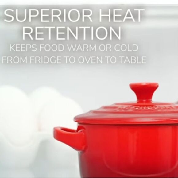 Le Creuset 10cm Petit Round Cocotte- Carmin - Picture 5 of 13